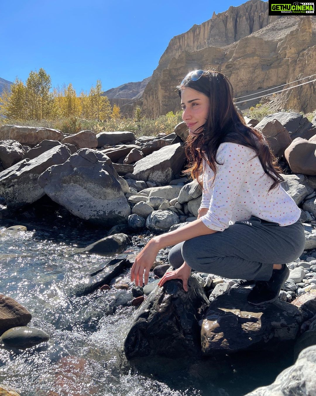 Monica Sharma Instagram - river side♥️ . . . . #riverside #river #riverfront #nature #naturephotography #naturelovers #naturelover #natureshots #natureshot #instagood #instafashion #instafashion #instastyle #instamood #hills #hillstation #naturegram Kaza