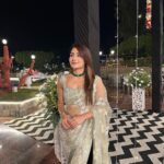 Monica Sharma Instagram - Habibi, don’t you miss me🎶 . . . . 👗- @khawab.25 . . . . #saree #sareelove #desi #indiangirls #ethnicwear #shadiseason #instagram #desifashion #fashion Neemrana