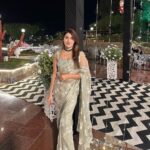 Monica Sharma Instagram - Habibi, don’t you miss me🎶 . . . . 👗- @khawab.25 . . . . #saree #sareelove #desi #indiangirls #ethnicwear #shadiseason #instagram #desifashion #fashion Neemrana