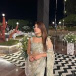 Monica Sharma Instagram - Habibi, don’t you miss me🎶 . . . . 👗- @khawab.25 . . . . #saree #sareelove #desi #indiangirls #ethnicwear #shadiseason #instagram #desifashion #fashion Neemrana
