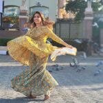Mouli Ganguly Instagram - Just go with the flow! .