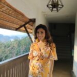 Mouli Ganguly Instagram - Give me the splendid silent sun with all his beams full dazzling ☀️ #mouliganguly Rhythm Resorts