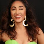Mouli Ganguly Instagram – Peace or greed?
What’s your green today?
.
.
Hair & mk up @elvisvaaz 
.
.
#mouliganguly