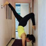 Mouli Ganguly Instagram – I have got nothing to say..but it’s okay..Good morning Goodmorning..!
healthy morning happy morning ❤️
.
.
.
.
.
.

#mouliganguly
.
.

#backtoroutine
#yogalove
#morningyoga 
#everydayyoga 
#workoutreels 
#yogareels
