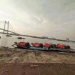 Mouli Ganguly Instagram - Ganga ke kinare ❤️ . . . #mouliganguly #mazhersayed #kolkata #gangaghat Ganga River, Kolkata