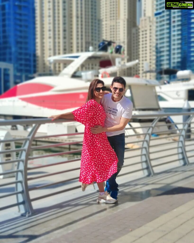 Mouli Ganguly Instagram - Take only memories Leave only footprints 👣 . @ruby_tourism . . #mouliganguly #mazhersayed #coupletravel #travelcouple #vacation2022 #dubaivacation #traveldiaries #vacationmode #vacationvibes Dubai UAE