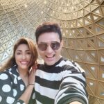 Mouli Ganguly Instagram - I am in a photoholic mood today 🤪🤣 . @ruby_tourism #mouliganguly #mazhersayed #dubaivacation #vacationmode #skywalk #burjkhalifa #coupletravel