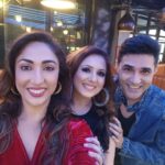 Mouli Ganguly Instagram - Its all about last nite Munni 's @munishakhatwani bday 🥳 . Thanku @charulmalik for these lovely candid clicks ❤️ Juhu, Maharashtra, India