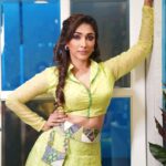 Mouli Ganguly Instagram - Today is a perfect day to open new doors . . Outfit @yuktaadesignerstudio Mua @priya_sureka