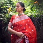 Mugdha Godse Instagram - THE ORANGE LININGS Orange, the color of the sun, the color that balances the aggression of red and the calming of yellow. To channel orange is to truly be free, to be you! Link in bio to shop SaareeMood! ✨️ Photography: @tarun_khiwal Production : @karma__production @himan888 MUA: @kaushikanu Team: @_the_blank_canvas_ @anurag_mua Styling: @harshad.fshn @khuusshhbboo @styledbygunjan @ajmerashaili @peter.tashi_ Jewellery: @amrapalijewels . . . #saareemood #saareesforallemotions #mugdhagodse #newbrandlaunch #shopthelook #saree #indian #tradition #orange #vibrant #compassion #warmth