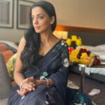 Mugdha Godse Instagram - Saaree Mood… ❤️🌹 Though this is not from my brand yet one of my fav casual saree… Hyatt Regency Lucknow