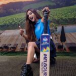 Mukti Mohan Instagram - A lot has happened between two tournaments 🏏but one thing that never changes is my support for blue 💙 which team are you rooting for this #IPL2020 ⁉️ Go Team Blue🤸🏻‍♂️😅 #mumbaiindians 💙