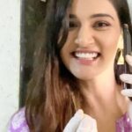 Mukti Mohan Instagram - Lockdown is making us find ways to help each other and keep ourselves entertained! And here is Harpal Ji, finding JOY in everything he gets a chance to work upon. For me the best version of yourself is always flourishing and absorbing good qualities from good you are surrounded with, thanks to all those in our society who helps us in this time. From World's current affairs to fixing things around our building, Harpalji is “Mr. Fix it all" He has rightly turned his MESS into his MESSAGE. Harpal is kind, spreads joy and is cool. Be like Harpal! Love you haiji MM ❤️ Shot by @mohanshakti