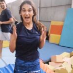 Mukti Mohan Instagram – #Throwback dedicated to all athletes and sports men and women who are keeping up their training despite of all the tournaments specially #olympics2020 #T20WorldCup2020 getting cancelled this year. I ain’t a gymnast and it took me a month to hardly land on my feet all thanks to my coach @kushanagarwal can’t imagine🙏❤️ you holding on to your world records and keeping up the spirits in this #Lockdown 🇮🇳 #JaiHind to all the sportsmen and women!! ⚽🥎🏀🏐🎾🏸🏏🏑🏹🥊🏓♟️🎱🎯Stay safe, positive,  #KeepTraining , keep your motivation high to break your own record and be gold as you all are!! Lots of love to you all❤️