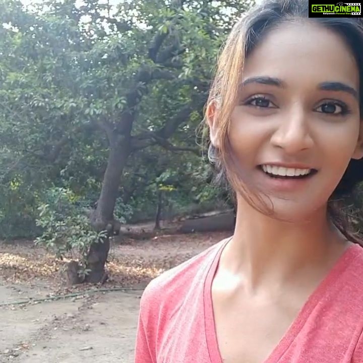 Mukti Mohan Instagram - Let's play स्टापू !! Ghar par bhi tape/ powder/ objects se lines banake you can play, it's a super fun!! Day 7 is over and I feel it's important to play and encourage kids in their foundation years. Send me what games you play during quarantine time at home to have fun or stay fit! Check our #Hopscotch video , it's in the Bio!! Let's make these trying times positive and healthy! 😊✌️#21daysLockdown #quarantinelife in a farm!!