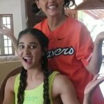 Mukti Mohan Instagram - It is extremely important to take the #21daysLockdown seriously yet not let anything curb your creativity and madness!! @neetimohan18 - The best entertainer and Braider EVER !! @mohanshakti - Best D.O.P and selfie taker (proof is in the video when we did timelapse) @kmohan12 I MISS YOU SO MUCH!! @nihaarpandya You are a family now you can't escape us🤪🧟❤️