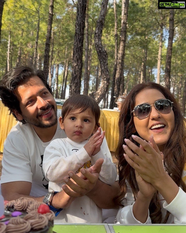 Mukti Mohan Instagram - Happiest birthday to Gol from Gol-U!! Dost, Jaanzua, NJ, Jaajoo, Neeniiii no amount of nicknames can suffice the adorableness and admiration for you! You are the most amazing son, brother, friend, husband and now a father.. the most wholesome and wonderful human being I know!! It is a blessing to have you as a friend and a brother like you!!! You’re the most wisest, beautiful, ever-so giving, forgiving, loving and nurturing soul I have ever come across in my life!! Thank you for throwing the biggest birthday bash everrrr!!!! I only wish one thing on your 40th - that Whatever you may desire I pray that “Uparwala aapko usse kayi gunna zyaada dey”, coz you deserve that in abundance and much more!!! Forever grateful to have you in our lives!! Thank you for always watching over all of us!! Love you jaanzuaaa🥹🤍 @nihaarpandya @themanornaldehra @auramahvalley Naldera, Himachal Pradesh, India