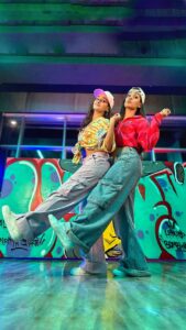 Mukti Mohan Instagram - vilamb.. ⏯विलम्बbole toh “take ur time” but keep goin ! ⏭ 🎥 @souravsharmaofficial