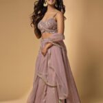 Mukti Mohan Instagram – where’s my shaadi people at?

Photography by @nikhilshenoyphoto 
Hair by @mehrasilky
Make up by @omkarvardam 
Styled by- @isolatednee
Assisted by – @betalakhushi  @shraddha.dange
Outfit- @seasonsmumbai
Jewellery- @soranamjewels

P.S.- pandemic weddings ke bhi after-party invites arahe hain😍!! Whattæ festive time 🪬💖 how many weddings have you attended?