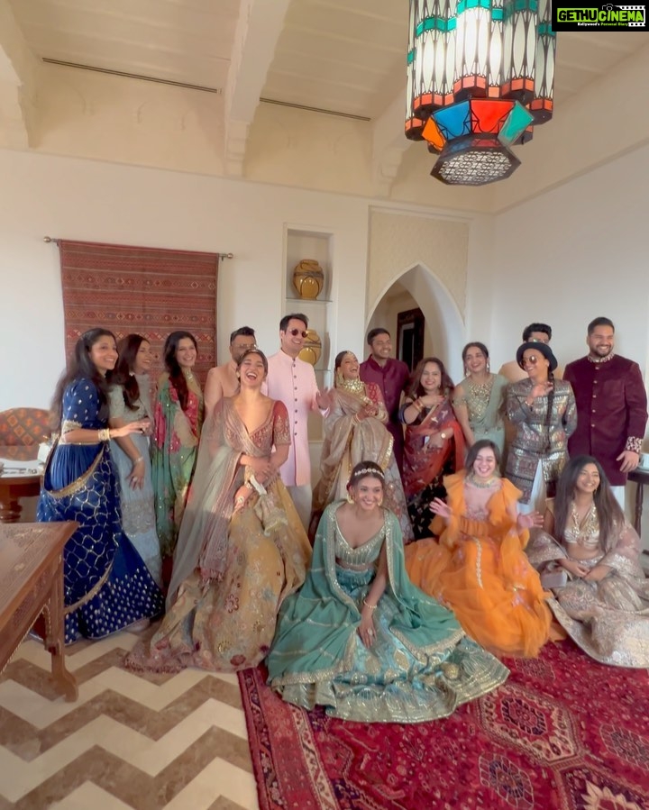 Mukti Mohan Instagram - Our Hearts & Bellies are sooo Full!š¤ The grandeur of wedding celebrations were felt every second in these last 3days! I donāt remember feeling this overjoyed and overwhelmed with emotions, love, and laughter all at the same time. Thereās not an inch in my body which is not achingš haha itne mazzey aur jhattko ke dance kiya hai har roz!!! My Jaan @thisisriyaaaa and Kunwar sa @aneeshgoel23 Teh dil se I wish you the most beautiful wedded life ahead and blessings for Agarwal aur Goel familyā¤ļøš§æāØ Styled by- @isolatednee Assisted by - @styling_by_shruti and @shraddha.dange Outfit- @frontierraas Potli - @theamyrastore