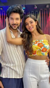 Mukti Mohan Instagram - #AnkhiyaanNaAnkhiyaan promotions 🎵 💃 Thankuu for the amazing response everyone ❤️🤗 Do make reels n tag us… we will share @sonymusicindia . #shivinnarang #muktimohan