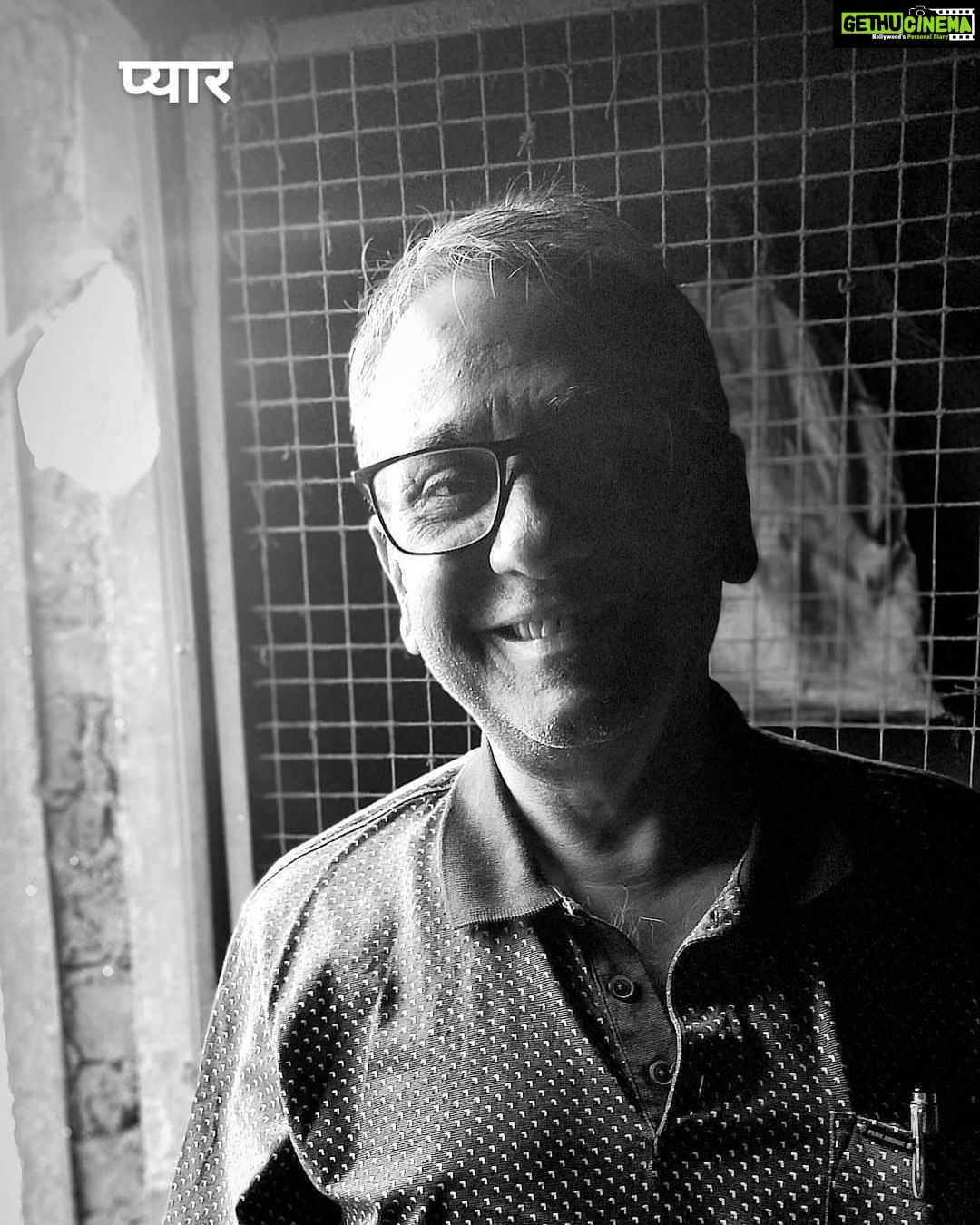 Mukti Mohan Instagram - He couldn’t be the poet so he became the poem 🤍✨ Ultimate freedom one can give to a child is to love and you are an epitome of love Papa, Aap ek Misaal ho! Bemisaal ho! Kamaal ho! An inspiration to every parent on this planet, पिताजी 🛐 जन्मदिन की शुभकामनाये🙏🏼 @bms.brijmohan