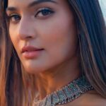 Mukti Mohan Instagram - Girls... Girls... Let's go 🔥 Starting a revolution "Naari" Stay tuned 🤘🏻 Song out 4th March ‘22 Singer: @neetimohan18 Music: @abhijitvaghani Music on @surneetimusic Lyrics: @shlokelal Directed by: @mohanshakti D.O.P & edited by: @souravsharmaofficial Costume Designer: @officialsaishashinde Photography by: @avigowariker Styled by: @stylebysaachivj Starring: @neetimohan18 @mohanshakti & @muktimohan Song recorded by @rumdeabhay @purple_haze_studio Song Mixed by @mixedbyaftab Executive Producer: @premavshetty & Yogesh Singh Asst. Choreographer: @trishita4 Featuring artists: Uproar @theuproar_ @trishita4 @aarya._3 @japikaa @mahima._m @joshreeya & @simran_khanwani Dancers : @adiyerrr @aditya_dlumi7 @ashu_khadse @chinmay3108 @monty_mandal @pankajshinde21 @yash.l.amin @yash.vardhan94 Direction Team Chief Assistant Director: @s_kautia Assistant directors: @janhavinsane & @yash.l.amin Drone Operator: Ujwal Gupta Camera Attendants: Ranjeet Singh & Sandip Yadav Lightmen: Subash & Shankar DI Colorist: Onkar Singh Art Director: @nagendraduhey Graphic Designer: @kheracreations Production Assisted by: @_shraddhabobade_ Production Head: @jatin_saxena.17 Production Assistant: @official.tawseeff Line Producer: Amit Kulkarni Designer Assisted by: @suyash_soundalgekar Assisted by: @nehha_o Makeup Artist: @neerajnavare.makeupartist Makeup Asst: @ritickasjalan Hair Stylist: @dwyessh_hairwizard Hair Asst.: Archana Naik & @aaliyahussainhairmakeupcreator Spot: @japtap721 Drivers & Runners: Vinod Pal & Ali Sher Shiekh Special thanks to @salmanyusuffkhan for his relentless support. Big thanks to @vaibhav_dnyaneshwar_khaire Thank you Mantaraj Paliwal ji & Mukesh ji for showering their love to Naari. @mantraraj.paliwal Studio partner @nrityashakti @muktimanch #NAARIxMohanSisters #InternationalWomensDay #Surneeti #NeetiMohan #ShaktiMohan #MuktiMohan #Naari