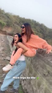 Mukti Mohan Instagram - It felt magical ✨ @nrityashakti @muktimanch fam Best time evaaaaa 🙌🏼 @muktimohan @rituvarier @souravsharmaofficial @rajak_sanjip @dikshakhatri07 @psy444_fauj @bablukumar0810 @shrea_hela @janhavinsane @rohitnk @official_nomadictribes