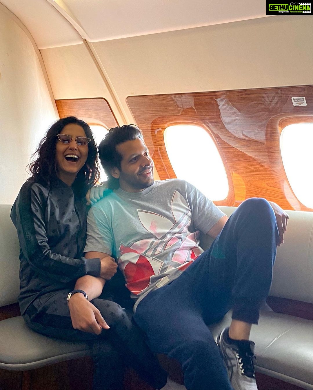 Mukti Mohan Instagram - Love was just a concept before I saw you two brave hearts with the kindest smiles meet! I wish you both joy, success, giggles, lots of travel, adventure and years of togetherness ♾✨ Celebrating 3 yrs of togetherness💞@neetimohan18 @nihaarpandya of the most gorgeous souls, I mean it❤️ I Love you My Doo-Jaanzua-Abyabambino 👨👩👦beyond measure 🧿🤍💫 #HappyAnniversary #Neeni Cheers to many more 🌈✨ 📷 @mohanshakti