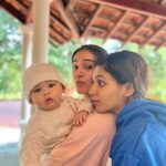 Mukti Mohan Instagram - My favourite colour is Blue 💙and My Secret Favourite colour is Pink 💖said the referee in White 😜👶🏻 🤍 Caption by secret Santa @nihaarpandya ❤️