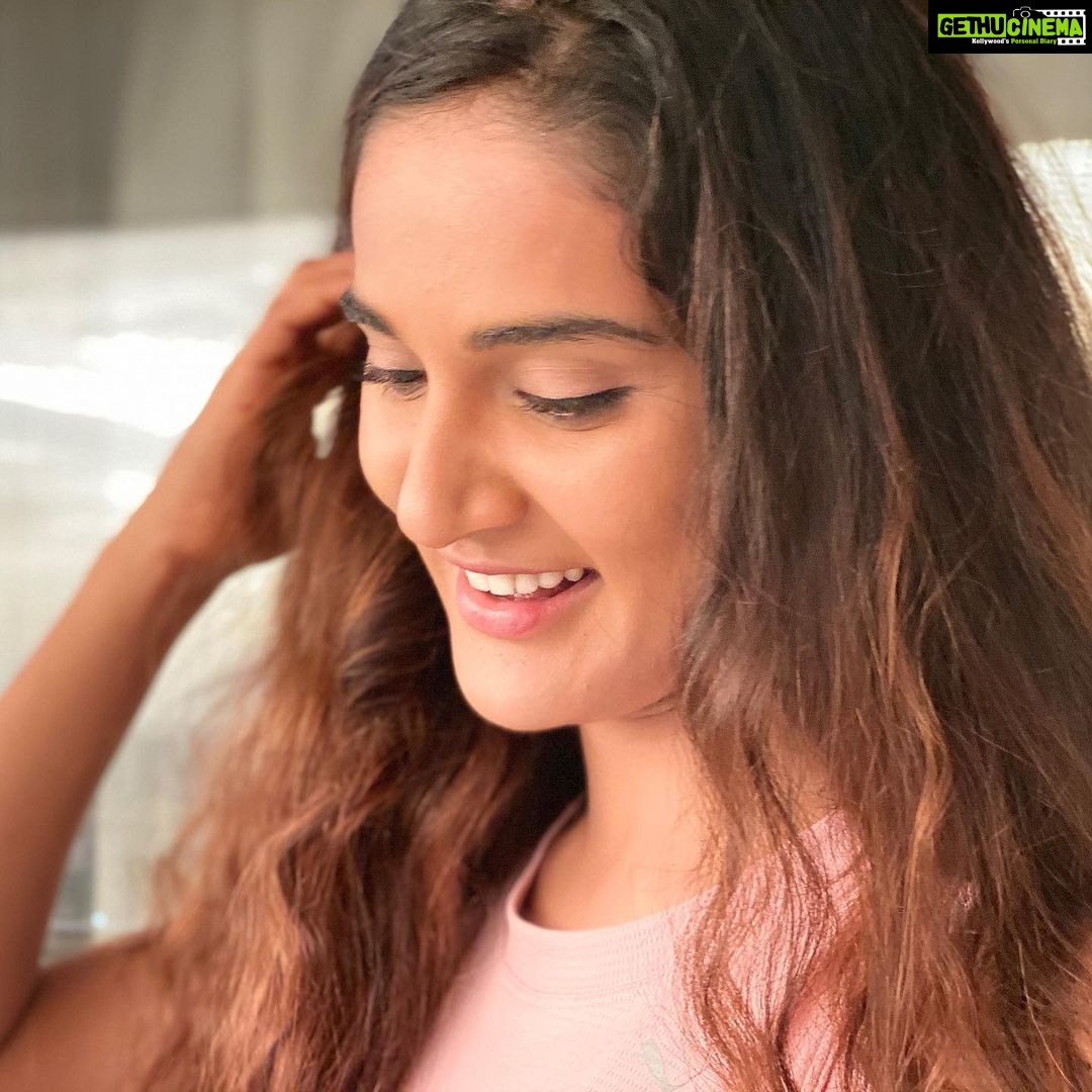 Mukti Mohan Instagram - The cradle is the place of longing.. my sukoon of nest I never knew I even had this longing.. #MothersLap So glad to be back home for #Diwali 🤍 For all the restless heartbeats, that have escaped in maddening rush, at the mere touch, sound, sight of you, you owe me a million years of sleep, just spread your arms and let me rest, as you are my sukoon full of nest. #MothersLap #Ghar #HappyDiwali Sabko Bohat sara pyaar specially for those who can’t be home for Diwali #Pyaar 🤍✨