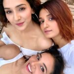 Mukti Mohan Instagram – My lifelines🤍
My Sistersiosisszz, no one can love me like they do! They surround me, protect me, persevere, and push me to reach my highest self in life!! 

I’ve grown up in the most nurturing and empowering environment, You three are the reason I wake up, even in my dull days and feel “ki life itni awesome hai” so blessed and grateful that such blossoming souls are my elder sisters in this life, @neetimohan18 @mohanshakti (and, even the one behind the camera @kmohan12 ) 💚💙💜 Love bohat zyada wala loveyouuuu!!!