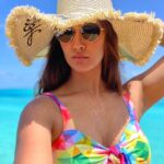 Mukti Mohan Instagram – Jus my beach face👒 

@sunsiyamiruveli @sunsiyamresorts @pickyourtrail 🏖 @meeamifashion