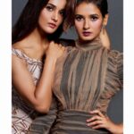 Mukti Mohan Instagram – Being all Amber-Dhara with @mohanshakti coz we luvsss eeeeet😆😘 
 #wannabeconjoinedbabies

BC #BeforeCorona Shoot

#BareYou campaign is a reminder to bravely find your own skin, pursue your own truth through self-reflection, self-acceptance, self-care, and self-expression. Embrace the real you!! 
Bare You! 

📸 @nikhilshenoyphoto
💄@neerajnavare.makeupartist
💆@shabnam1014
👗@ankitabbanerjee @rozylicious_ 
🕺@jagtap721