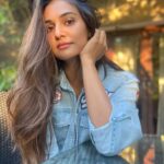 Mukti Mohan Instagram - Kal beauty thodi zyaada 🤏aayi thi😁 #swipe #KaafiBeauty 🤷🏻‍♀️❄️☀️ #wintersun #muktgyaan ( click : See translation 😆) Pushkar, Ajmer, Rajasthan