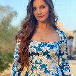 Mukti Mohan Instagram - The Spring has sprung in early🌸🌼🌺 📷 @mohanshakti
