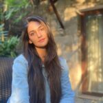 Mukti Mohan Instagram - Kal beauty thodi zyaada 🤏aayi thi😁 #swipe #KaafiBeauty 🤷🏻‍♀️❄️☀️ #wintersun #muktgyaan ( click : See translation 😆) Pushkar, Ajmer, Rajasthan