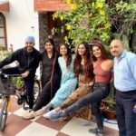 Mukti Mohan Instagram - Ferrands, terrains, and feels aagayiiiii life ki!!! GUYS haanji 🤚aap sabko bol rahi hoon👉TRAVEL !! It’s far greater than any achievement or fulfilling a dream and the best we can find in our travels is an honest friend! I got so fortunate 🤞that I got a whole “Caravan of Friends”🌈✌️ Love is truly limitless and you guys are the example of that. I honestly had to just point at the direction I felt like going to and you made it all happen from Bungee 🏗🤸🏻‍♀️to Rafting 🚣🏻‍♀️ from camping in tents ⛺️ to stargazing 🌌 from tractor ride at 6am 🚜 to scooty rides at 6pm🛵 My list is endless but I am walking away with much more than “Activities101😂” @ivanshu_k you are GOLD bhaiiiiii !! Tere se next level pyaara insaan se nahin mili main aaj tak, from picking us up to riding along every twist and turn of this journey you have only made us laugh and has given so much love 😍🥰ki yaar hadd hogayi tere BHEYANKAR panne ki! 😂Tum se alag type ka pyaar hogaya bhaaaiii bayankar wala🌻☀️🤘 @priyalgoyal Priyalooo Tum ho asli jaanemannn I could talk to you about anything under this sun and I absolutely love it!! Puchi😚🌸 @chondkotfarm Abhay ji 🍀Your unbridled goodness and love reflects in the way you passionately pay attention to each student and run your Hillwood school 🏫 Aapko dekhke lagta hai humari society ka future acha hai! Thank you for inspiring me🙏also in dance🕺🏻🤘 #SharartiBacheZindabaad @ishaanbhandari Tu toh mera favourite hai yaar🙌🤩Teri next level energy hai be it in reciting stories, innovating-archiving pranks, football, fun or life, the way you have resolutely devoted your life to the service of people through @salvushotels I feel so proud of you Ishhh🌈🌟specially during pandemic!! Attyantt wala pyaar ♾ Tales of this endless heart will continue on our phone messages until we meet again but you all have inspired me BEYOND with just BE-ing your true selves, by giving with pure grace and there is sooooooooo much that I am grateful for after meeting you all, THANK YOU, can’t thank you @mohanshakti @rohanshah enough for making this trip happen. Love you mera Chiku Didi (🏃🏽‍♀️🏃🏽‍♀️💨Ab chalo jogging pe bohat thoosa hai trip pe) #MuktGyaan