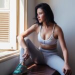 Nalini Negi Instagram – JUST DO IT….💪🏻

👚 @nike 
👖 @hrxbrand 
👟 @adidasindia