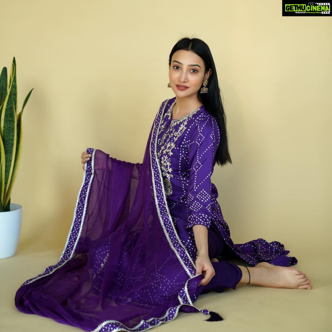 Nalini Negi Instagram - Soul full of Sunshine ☀️ #picture #photography #photo #picoftheday #photooftheday #pic #instagood #art #instagram #love #beautiful #pictureoftheday #like #nature #photographer #follow #pictures #photos #artist #foto #instalike #pics #me #likes #instapic #travel #drawing #photoshoot #instaphoto