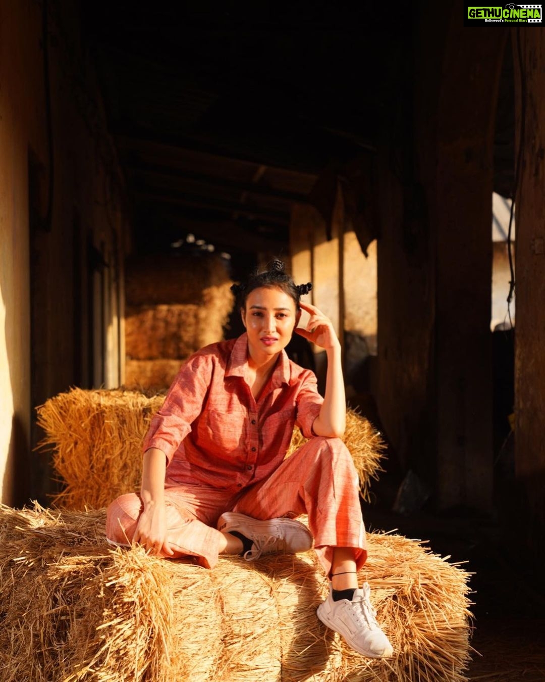 Nalini Negi Instagram - Be More of you , less of them !! Photographr: Mohit Holani MUA @meg071 Outfit @adoshbymeghna . . . . . #picture #pictureoftheday #picturebook #pictureperfect #outfits #outfitoftheday #photoshoot #shooting #shootingday #shoot #modelling #modellife #model #posing #pose #loveforfashion #loveforcamera #selflove #blessed #happiness #gratitude #bhfyp #nalininegi #stylefashion #styleinspo #potrait #potraitphotography #stylefashion #fashionista #fashionstyle #fashionmodel