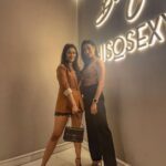Nalini Negi Instagram - Posted @withregram • @cheshtabhagat You CAN sit with us 😎 @nalininegi