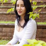 Nalini Negi Instagram - Today's perfect !! #pictureoftheday #pictureperfect #photoshoot #pic #posing #loveforcamera #selflove #happiness #blessed #gratitude #bhfyp #nalininegi #instagood #instalove #instafashion #instalike