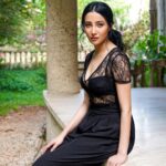 Nalini Negi Instagram - 💄 @ankitamanwanimakeupandhair #actor #life #portraitphotography #portrait #beauty #face #work #photography #photooftheday #instagood #trending #shoutouts #posing #gratitude #blessed #love #happiness #nalininegi #followforfollowback #likeforlikealways
