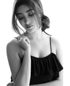 Nalini Negi Instagram - Morning Gram 🙋🏼‍♀️ 📸 @shazzalamphotography 
#picoftheday #photography #throwback #throwbackthursday #picturefromthepast #selflove #selfcare #selfie #potraitphotography #potrait #blackandwhite #attitude #gratitude #loveyourself #fashionista #fashionnova