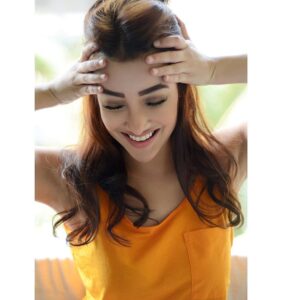 Nalini Negi Instagram - A throwback to better times and even better memories. 📸 @shazzalamphotography 
#throwbacktimes #throwback #throwbacktuesday #pictureoftheday #shooting #mood #thoughts #happiness #smile #blessed #gratitude🙏 #fashionblogger #instafam #likeforlikes #followforfollow