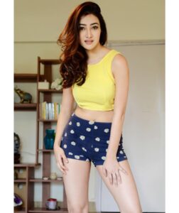 Nalini Negi Instagram - Appear as you are . Be as you appear ☀️ 📸 @shazzalamphotography