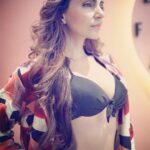 Navina Bole Instagram - The smoke disappeared and the skies opened up! Rubaru🧚‍♀️🧚‍♀️🧚‍♀️ Photographer: @veestudio.in Hair and Mua: @makeup_dharmivaid Aligned : @publiquedom Outfit: @themicromoda Location: @earthcafeindia #picoftheday #instaphoto #instagood #instagram #portraitphoto #ootd #wallclock #fashionshoot #designerwear #newpost #explorepage✨ #explore #navinabole #style #fashion #rubaru #discoveringmyself #comfortableinmyskin #happytuesday #positivevibes Earth Cafe