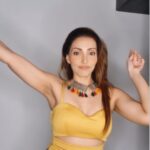 Navina Bole Instagram - Who else is weekend ready?!🧚‍♀️🥂🎉🥳💃 #reelsinstagram #reels #reelitfeelit #trending #trendingreels #dance #dancereels #instareels #danceistherapy #yellow #weekend #tgif #partyvibes #weekendvibes #explore #explorepage #navinabole #dancelikenooneiswatching #positivevibes #iliketomoveitmoveit #okbye