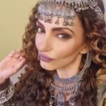 Navina Bole Instagram - Transition reel after ages. . Extreme much 😄😎🧚‍♀️❤️ #reelsinstagram #reels #trending #trendingreels #reelitfeelit #instareels #instagood #instagram #chinup #makeup #setlife #vanitydiaries #vanity #likethelook #transition #transitionreels #explorepage #explore #navinabole #happytuesday